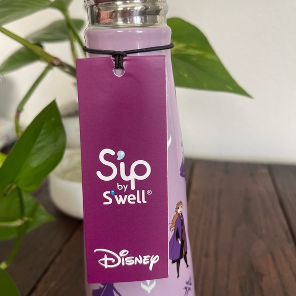 ✨💦 SIP BY SWELL Disney's Frozen 2 Princess Anna Water Bottle 15 oz back to … - Picture 3 of 4